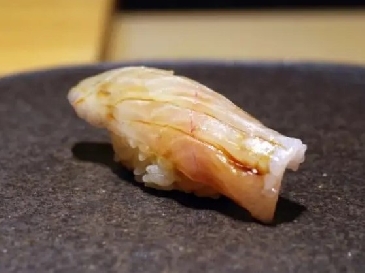 A photo of mebaru nigiri