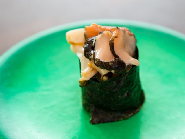 a photo of Sazae Gunkan maki