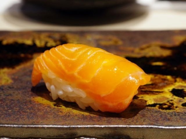 a photo of Yashiomasu nigiri sushi